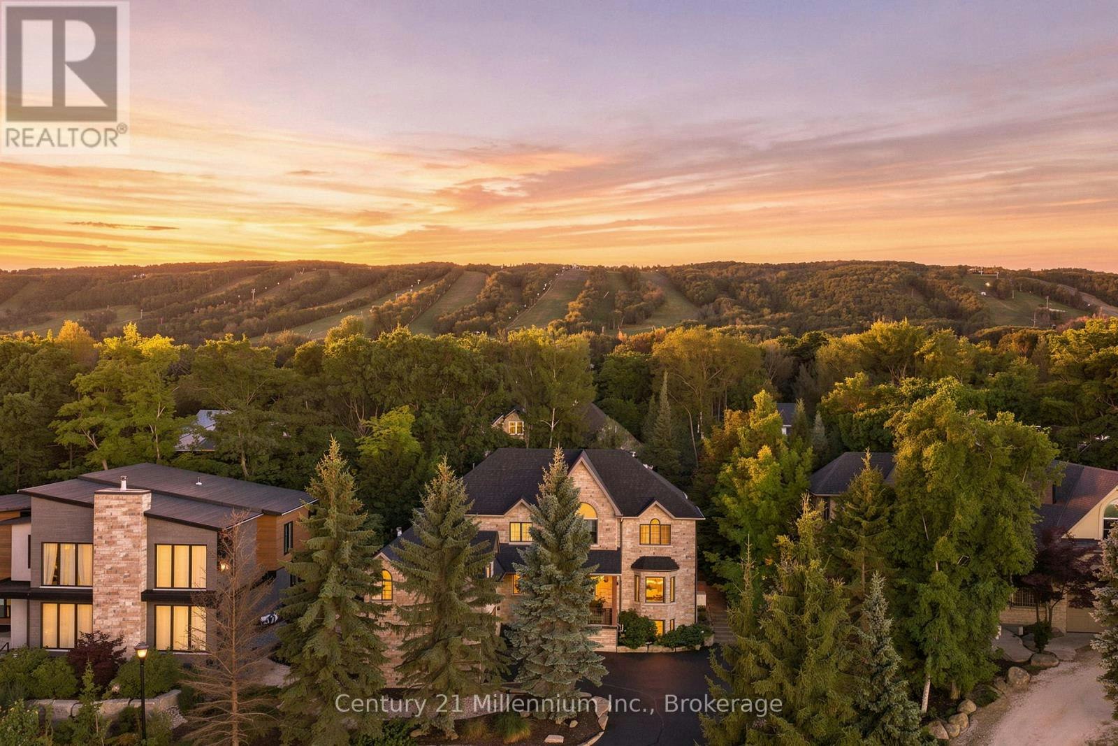 129 Blueski George Crescent, Blue Mountains, ON, L9Y 0S9