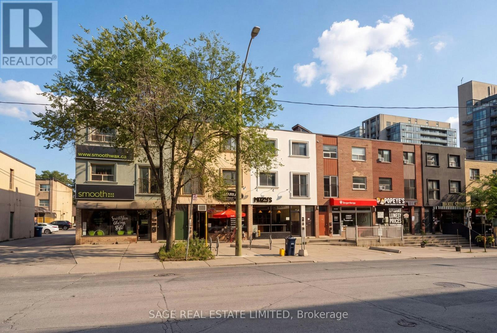 B-112 Atlantic Avenue, Toronto, ON, M6K 1X9 - 2