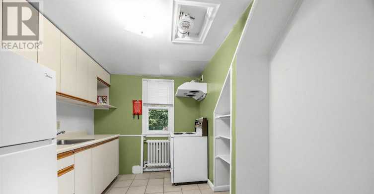 4-8 Thirty Third Street, Toronto, ON, M8W 3G8 - 2