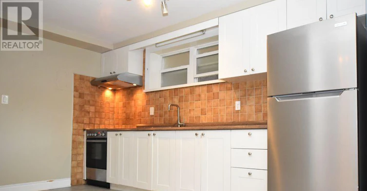 1-42 Emerald Crescent, Toronto, ON, M8V 2B6 - 2