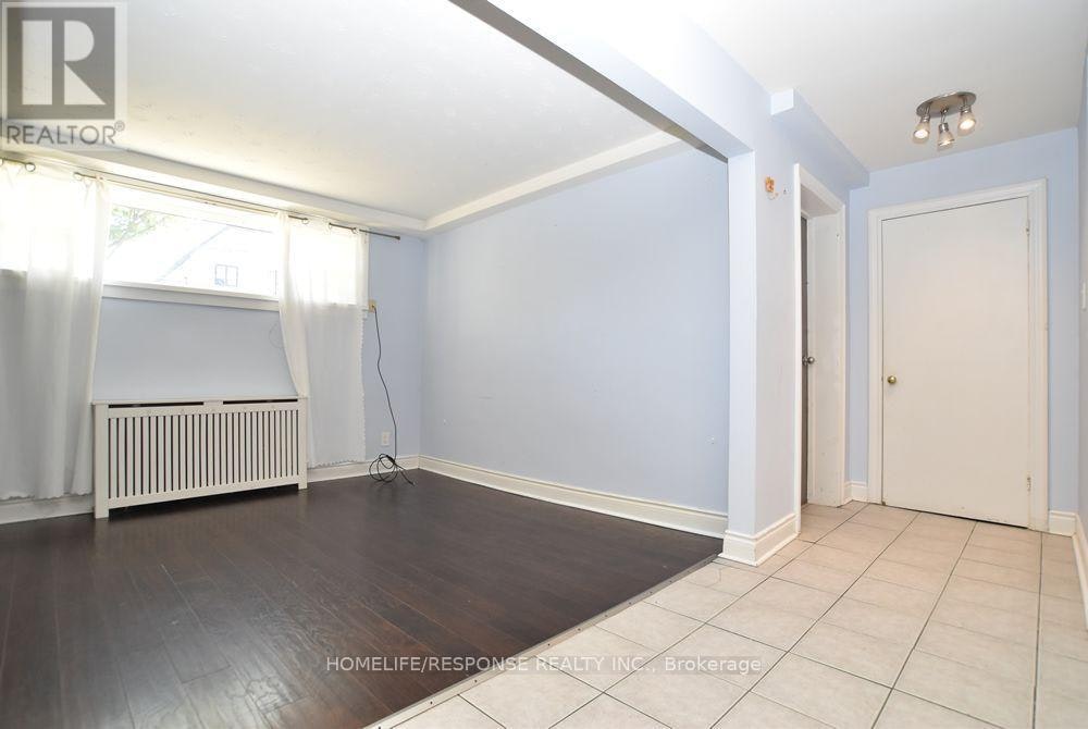 1-42 Emerald Crescent, Toronto, ON, M8V 2B6 - 11