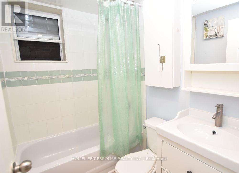 1-42 Emerald Crescent, Toronto, ON, M8V 2B6 - 9