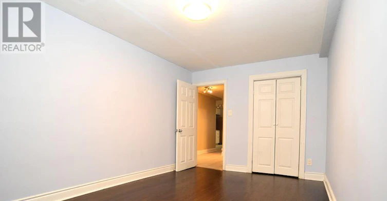 1-42 Emerald Crescent, Toronto, ON, M8V 2B6 - 8