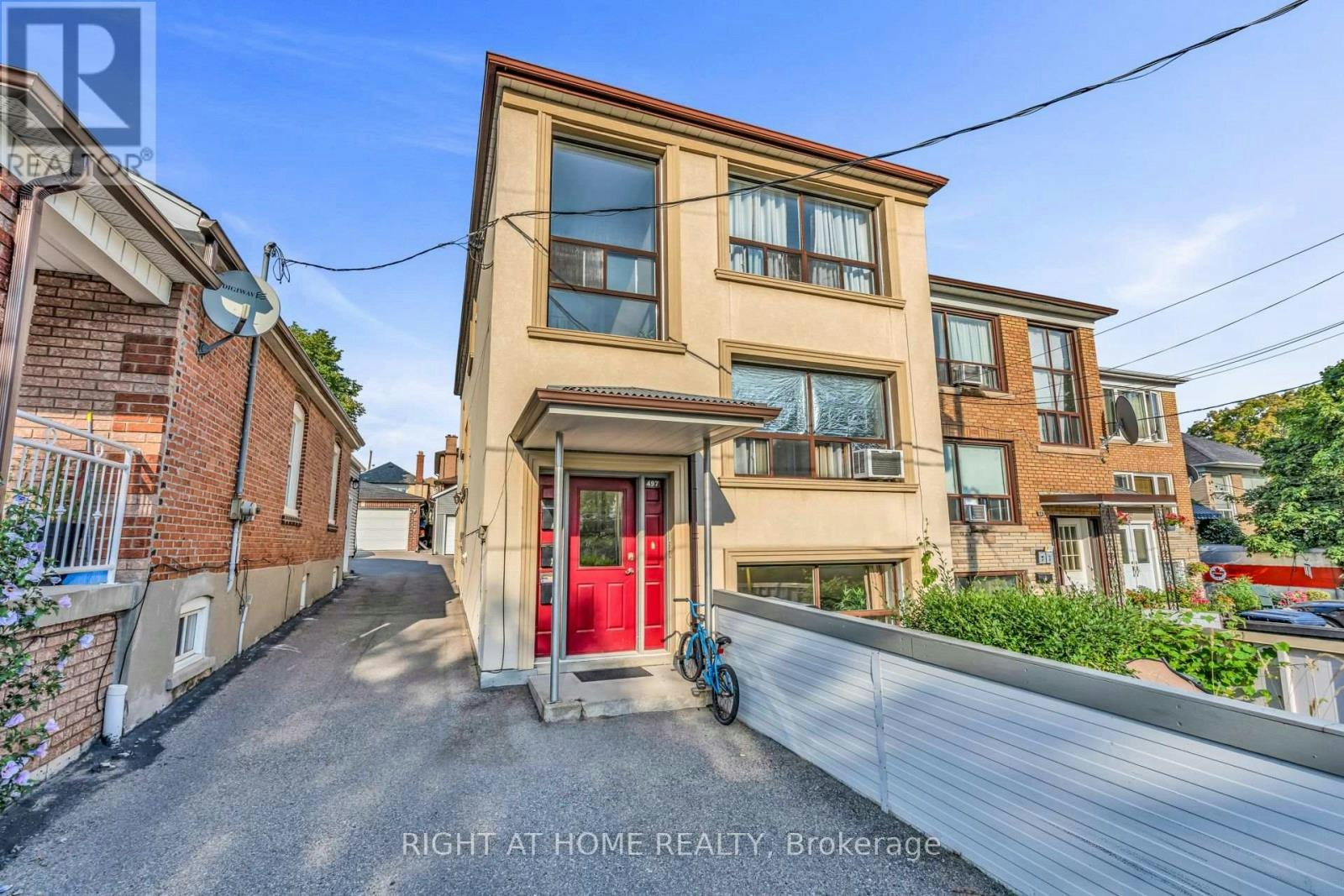497 Nairn Avenue, Toronto, ON, M6E 4J2