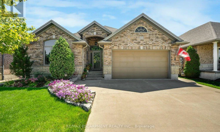 100 Willowdale Crescent