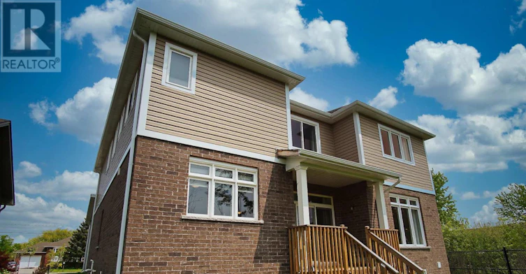 3423 Dominion Road, Fort Erie, ON, L0S 1N0 - 3