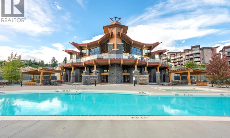 208-3229 Skyview Lane
