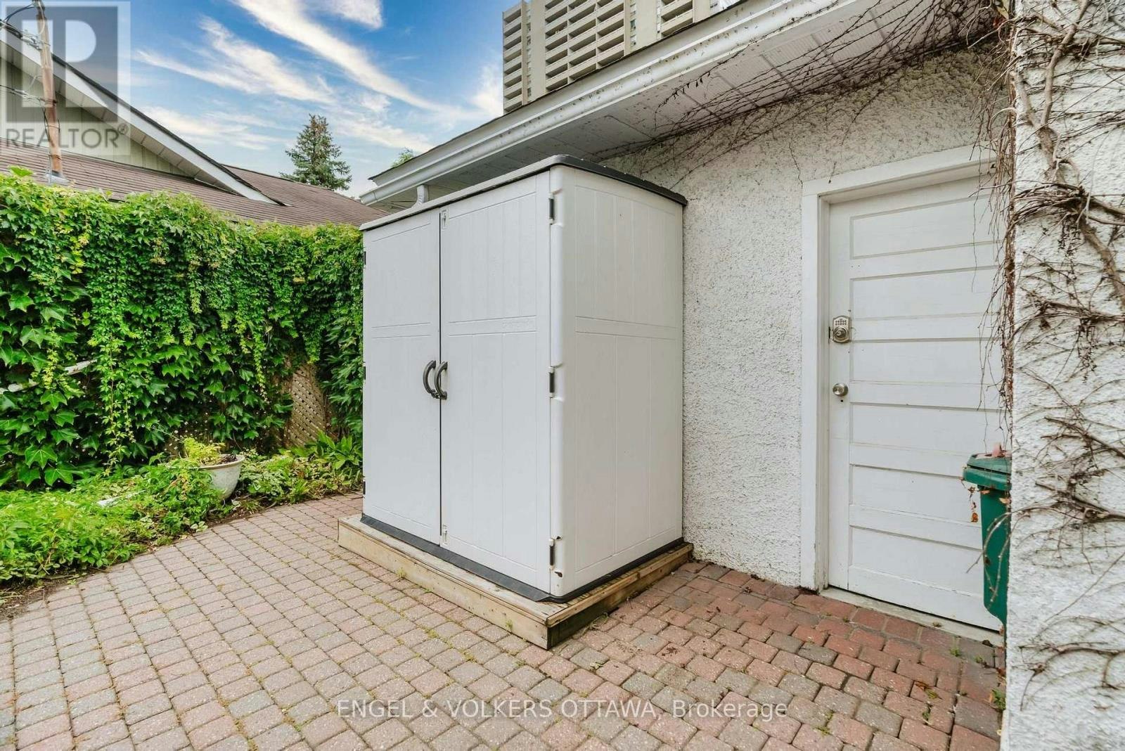 1988 Carling Avenue, Ottawa, ON, K2A 1G1 - 50
