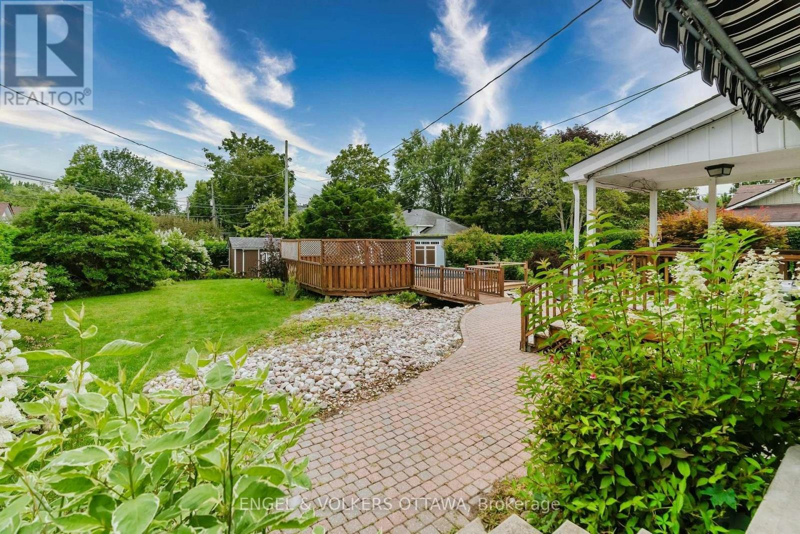 1988 Carling Avenue, Ottawa, ON, K2A 1G1 - 43