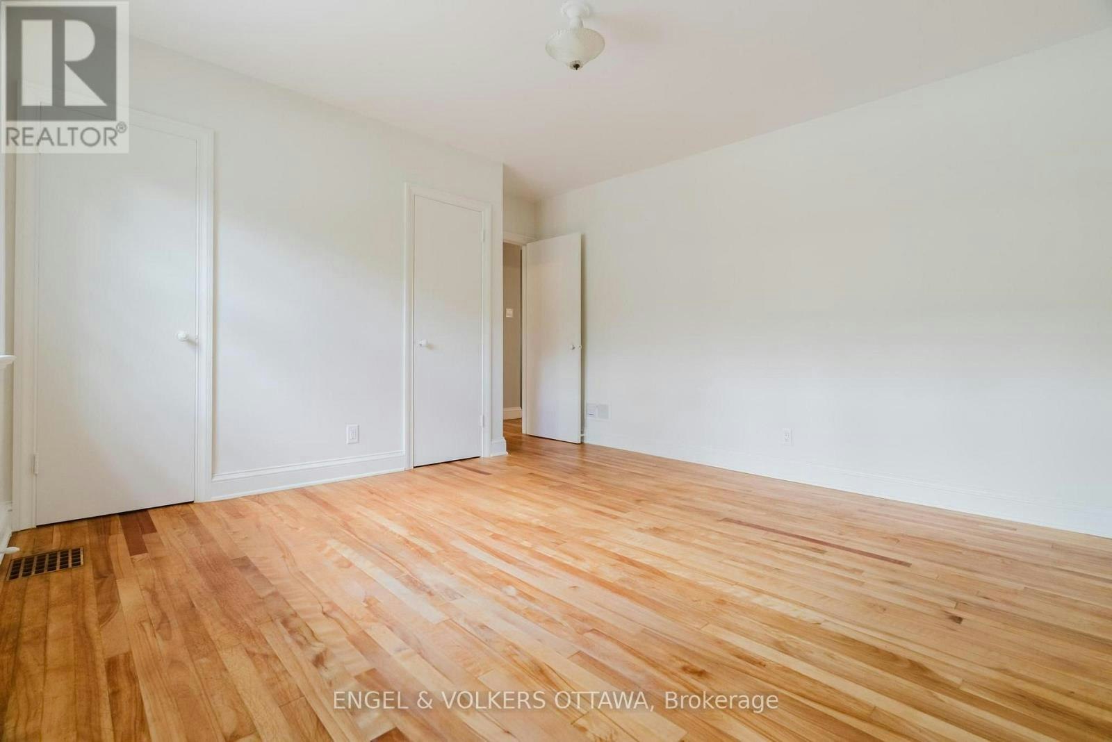 2028 Carling Avenue, Ottawa, ON, K2A 1G2 - 30