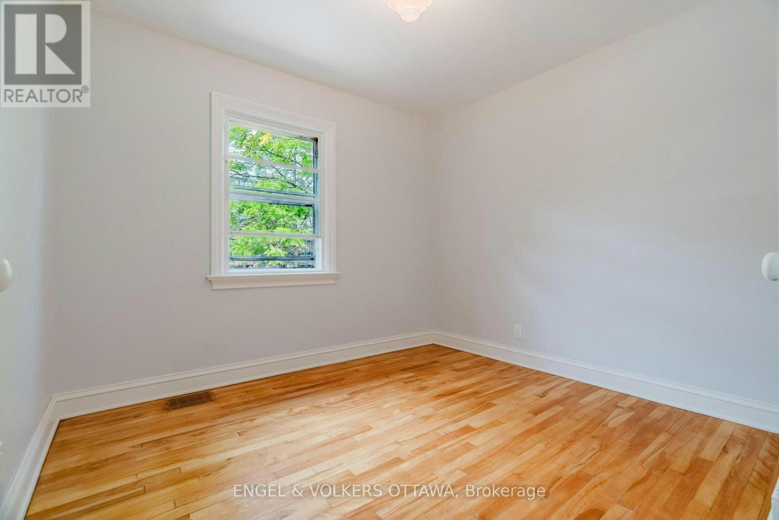2028 Carling Avenue, Ottawa, ON, K2A 1G2 - 34