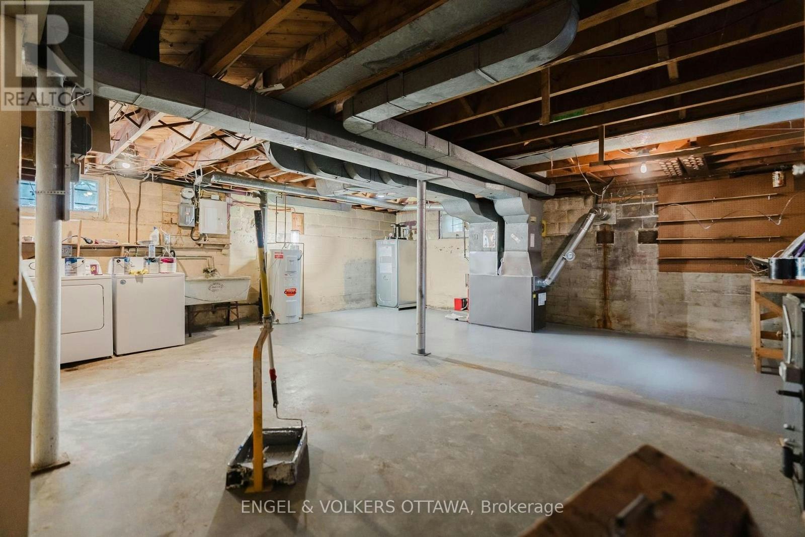 2028 Carling Avenue, Ottawa, ON, K2A 1G2 - 36