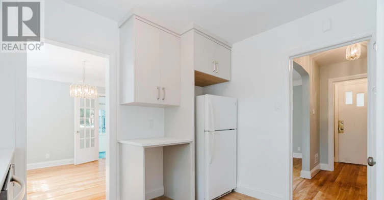 2028 Carling Avenue, Ottawa, ON, K2A 1G2 - 21