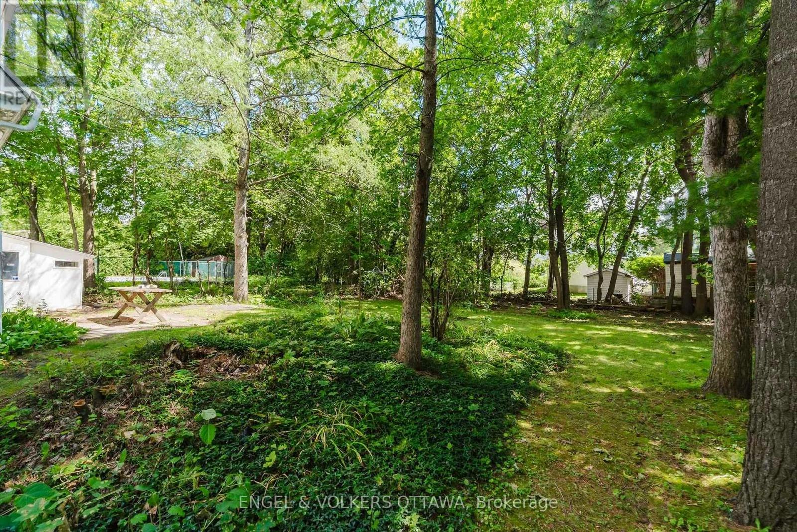 2028 Carling Avenue, Ottawa, ON, K2A 1G2 - 42