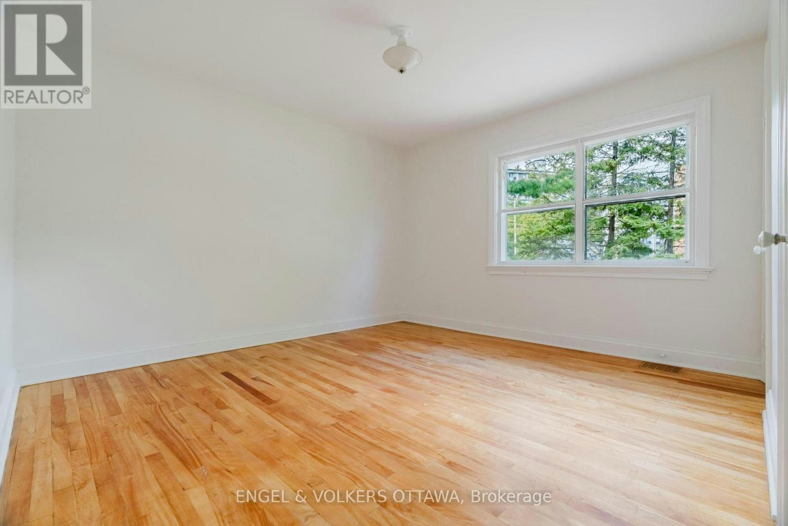 2028 Carling Avenue, Ottawa, ON, K2A 1G2 - 28