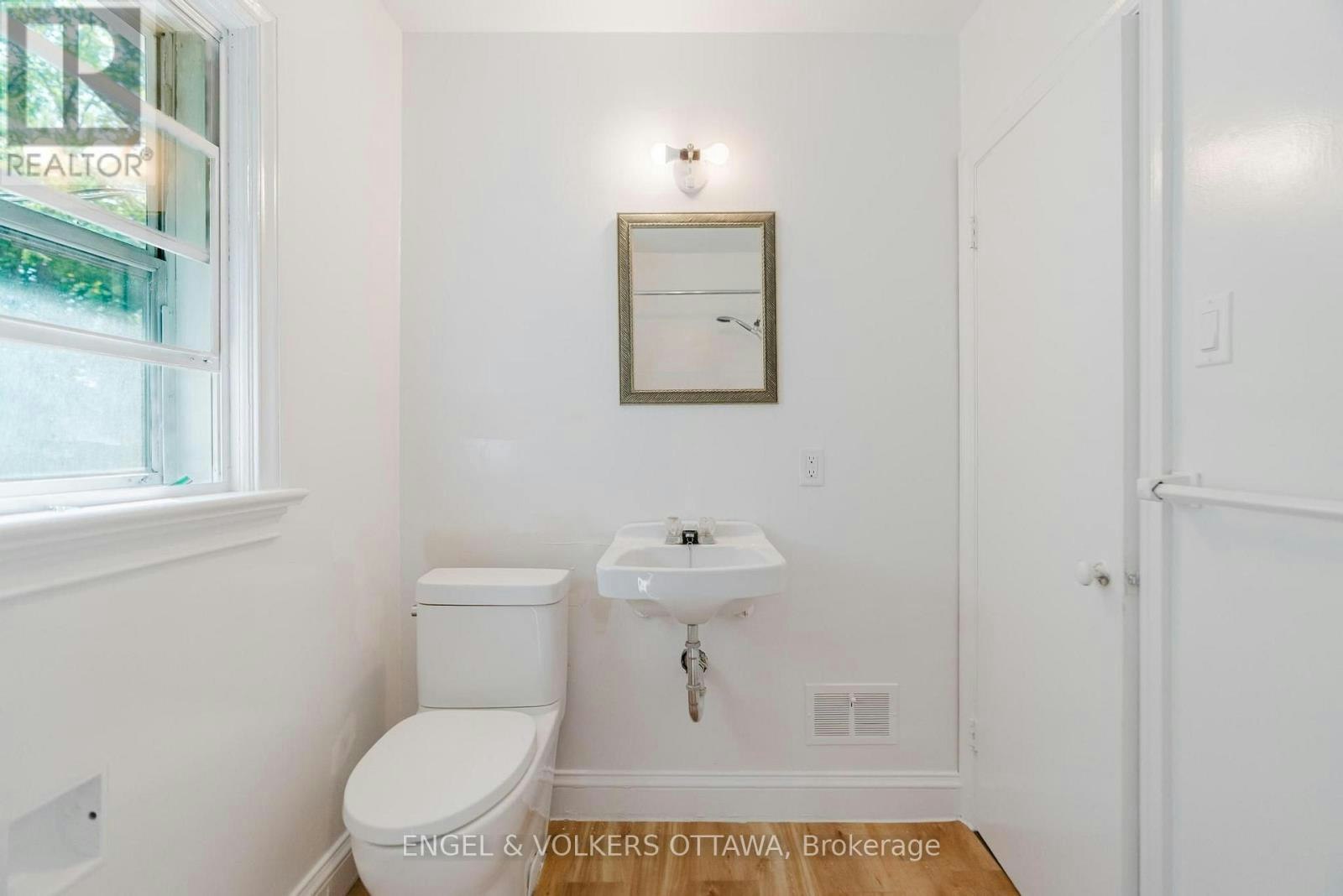 2028 Carling Avenue, Ottawa, ON, K2A 1G2 - 32