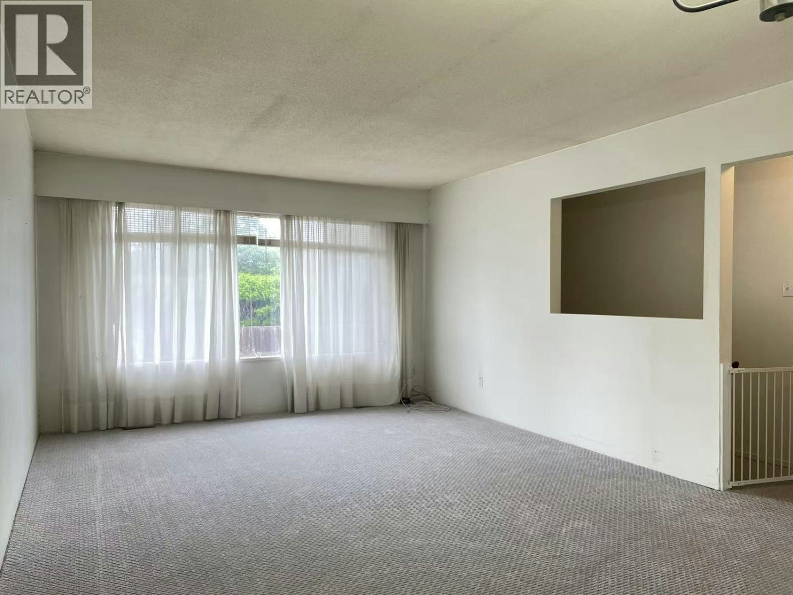 Upstairs-10433 No. 1 Road, Richmond, BC, V7E 1S3 - 4
