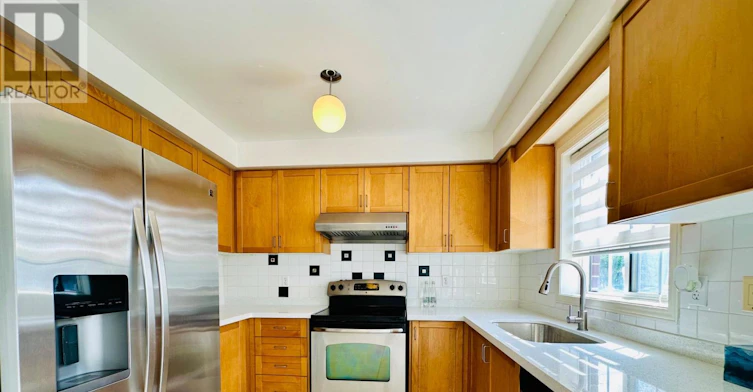 104 Revelstoke Crescent, Richmond Hill, ON, L4B 4T4 - 7