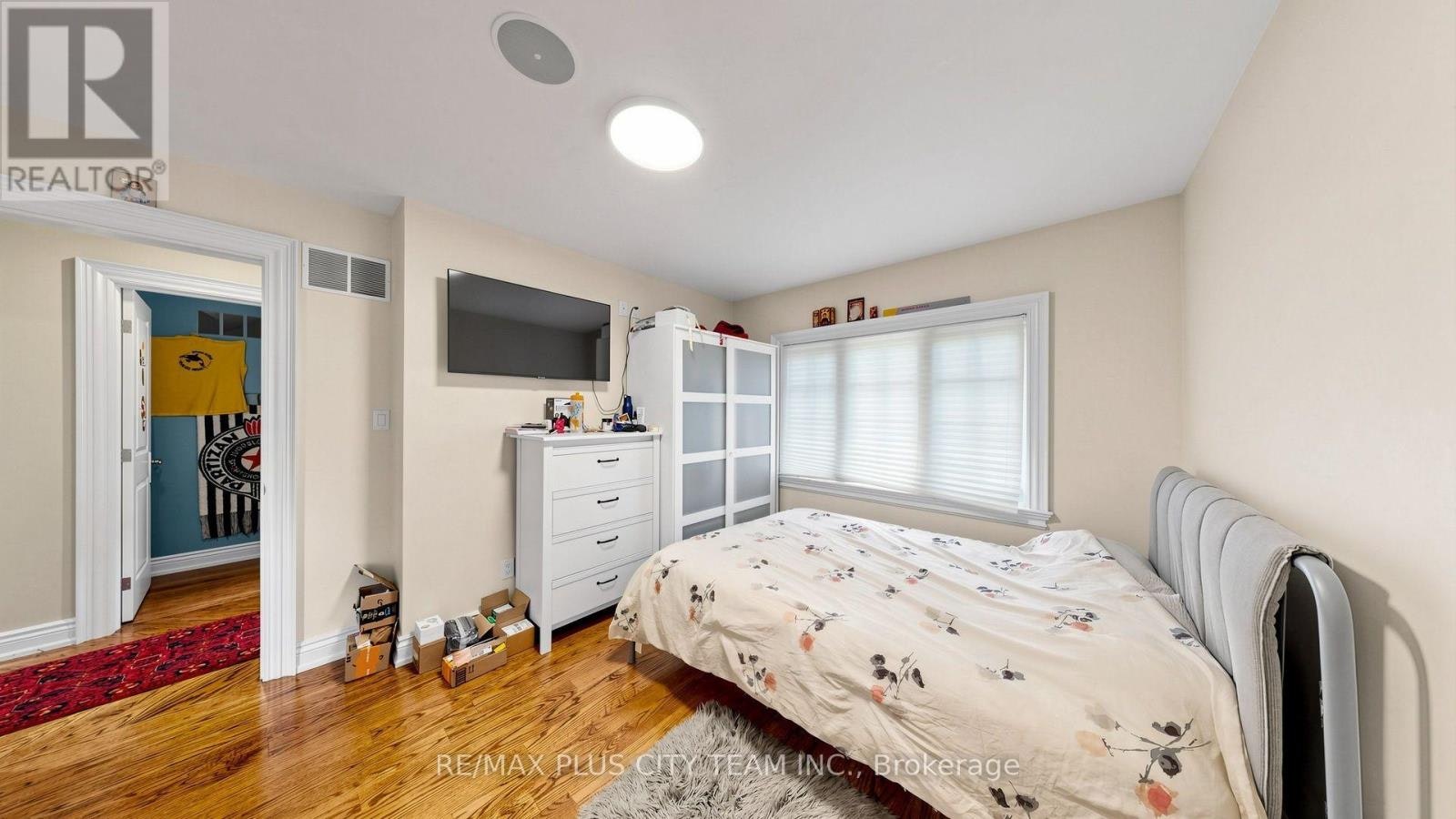 50 Bonnyview Drive, Toronto, ON, M8Y 3G6 - 23