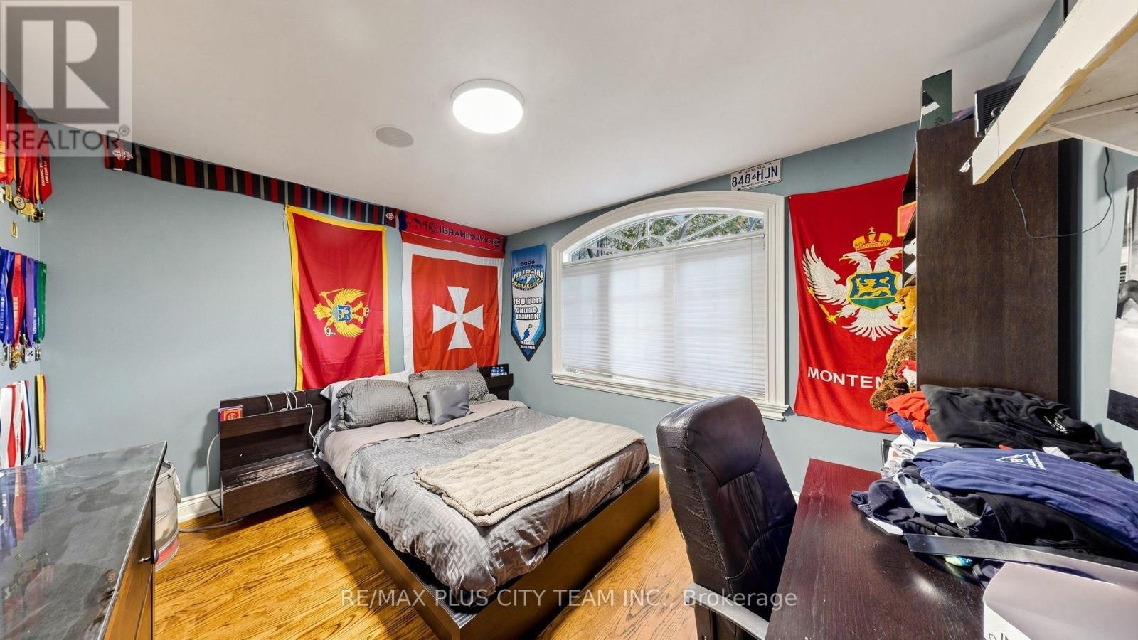 50 Bonnyview Drive, Toronto, ON, M8Y 3G6 - 30