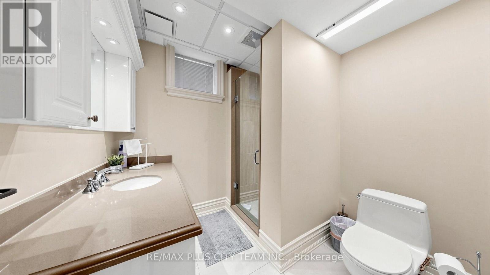 50 Bonnyview Drive, Toronto, ON, M8Y 3G6 - 40