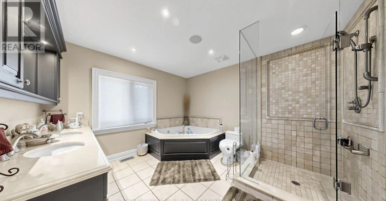 50 Bonnyview Drive, Toronto, ON, M8Y 3G6 - 19