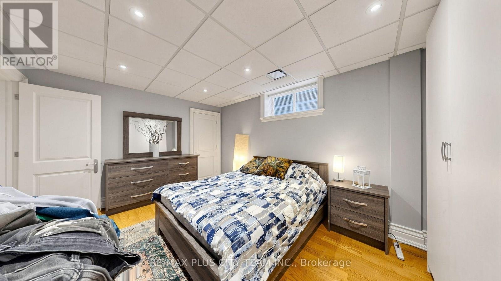 50 Bonnyview Drive, Toronto, ON, M8Y 3G6 - 37
