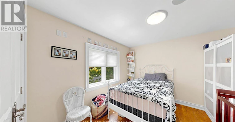 50 Bonnyview Drive, Toronto, ON, M8Y 3G6 - 21