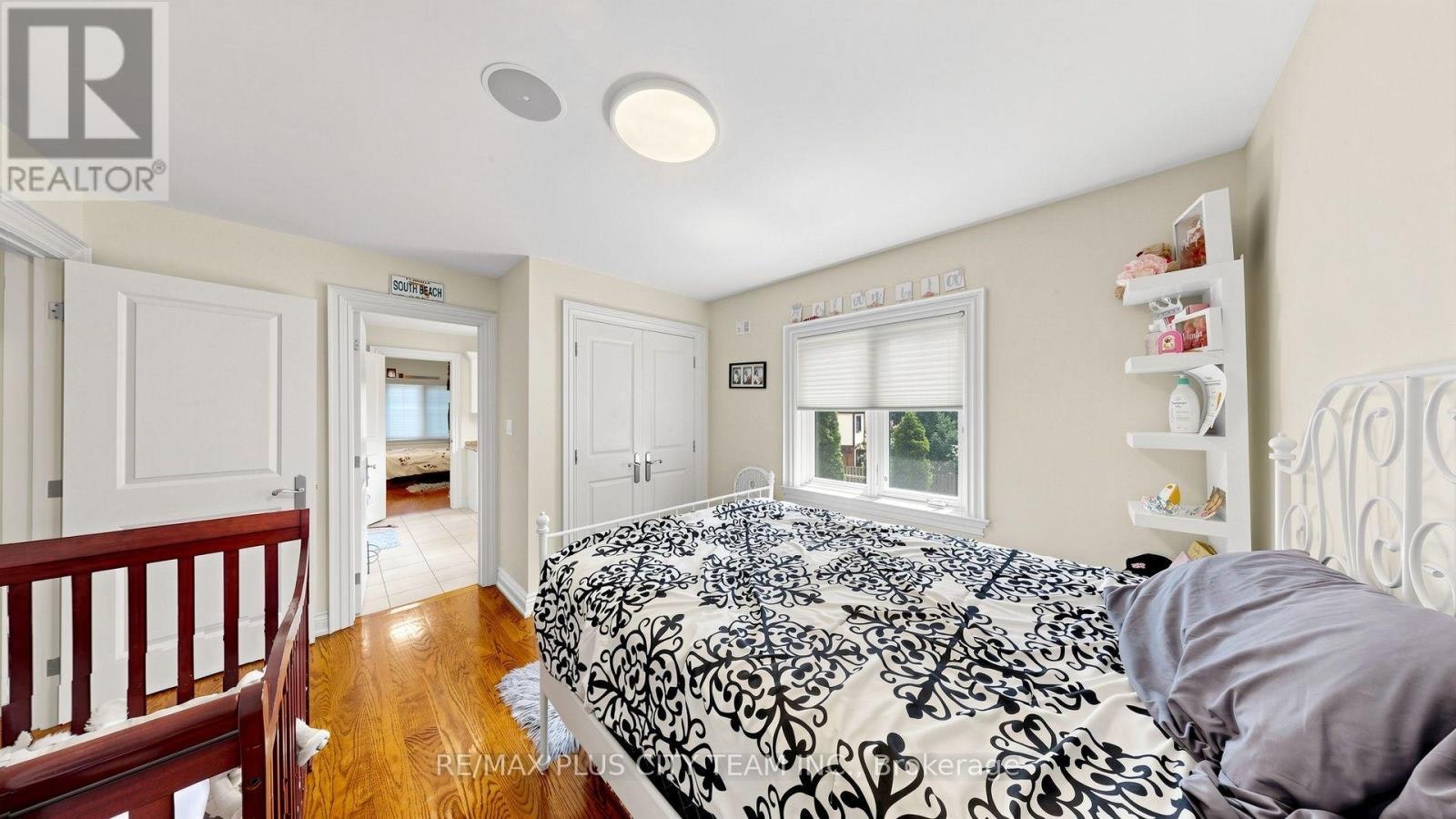 50 Bonnyview Drive, Toronto, ON, M8Y 3G6 - 20