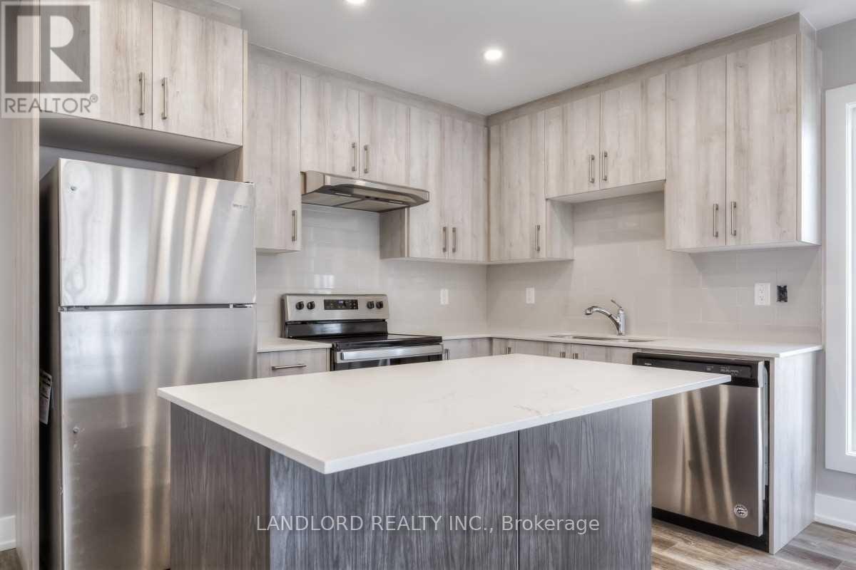 3-53 Rockcliffe Boulevard, Toronto, ON, M6N 4R3 - 4