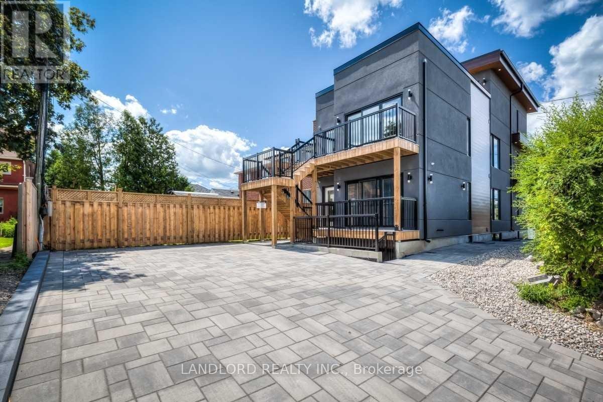 3-53 Rockcliffe Boulevard, Toronto, ON, M6N 4R3 - 17