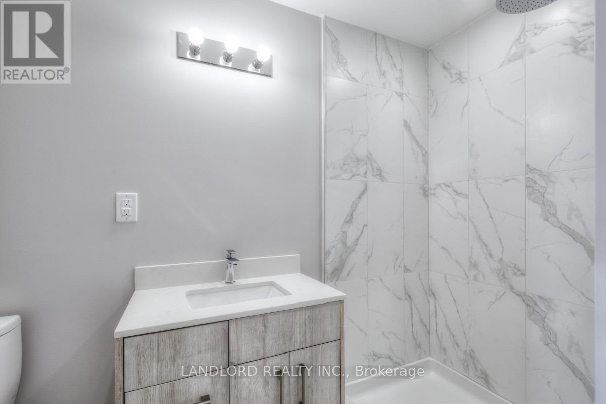3-53 Rockcliffe Boulevard, Toronto, ON, M6N 4R3 - 11
