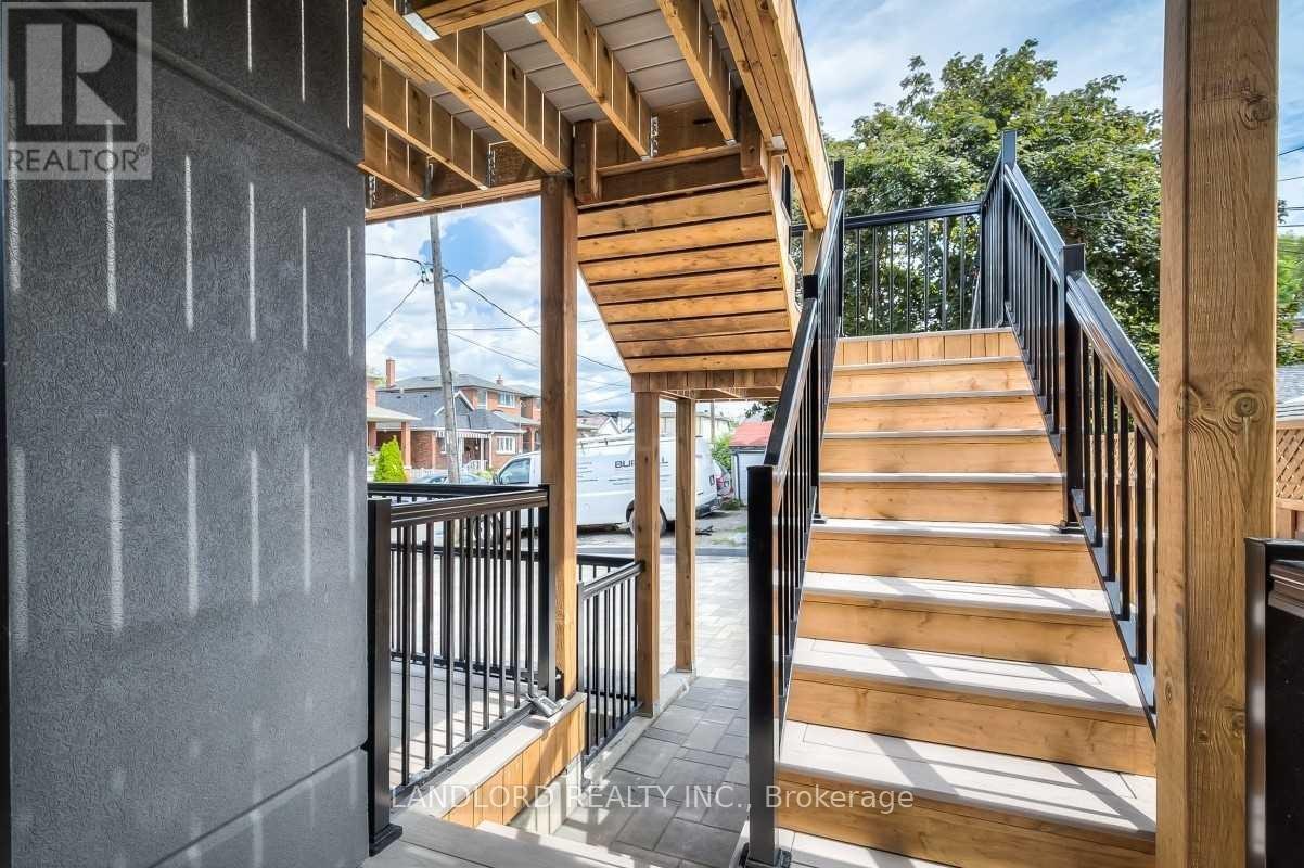 3-53 Rockcliffe Boulevard, Toronto, ON, M6N 4R3 - 16