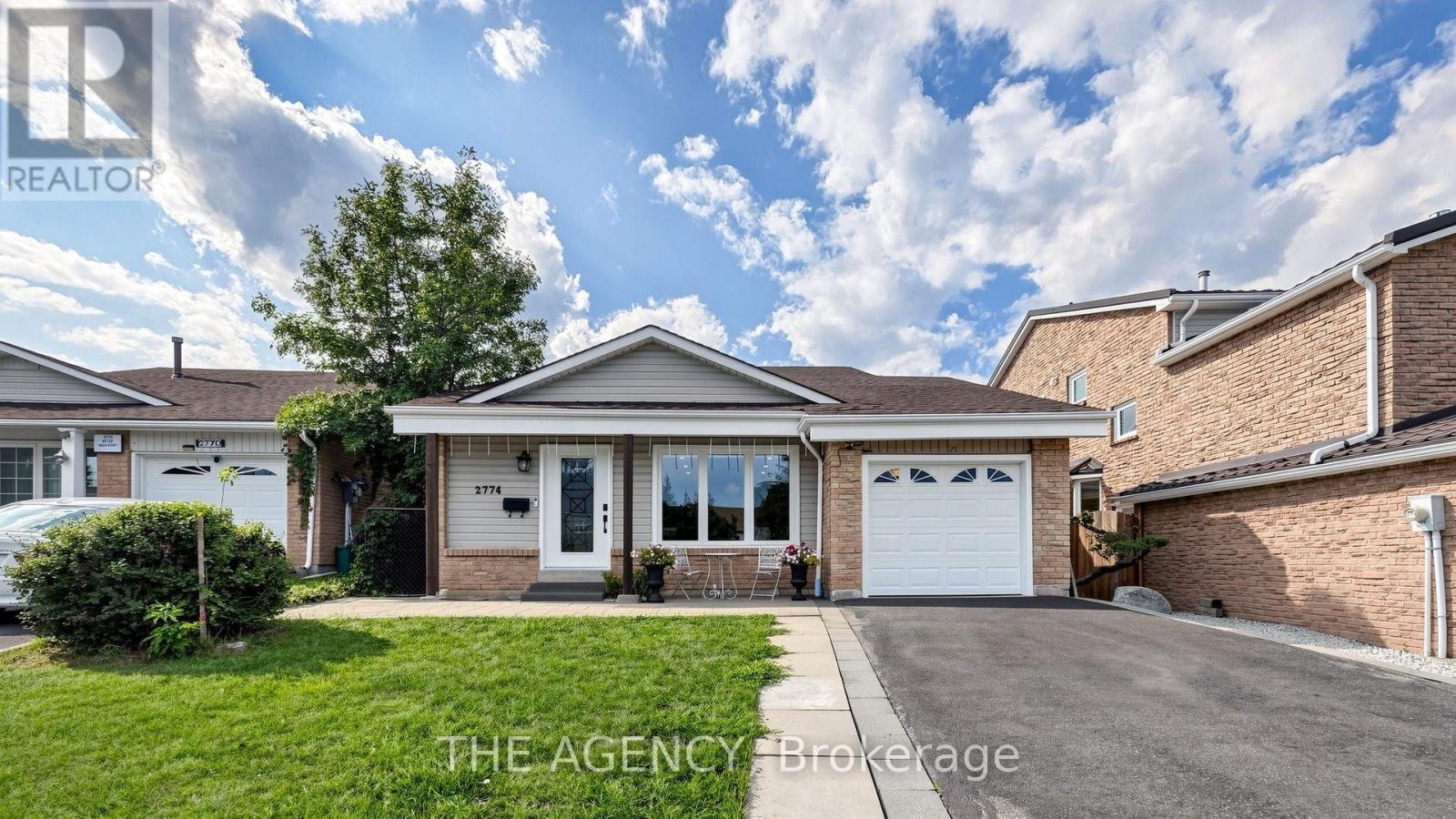UPPER-2774 Quill Crescent, Mississauga, ON, L5N 2G9