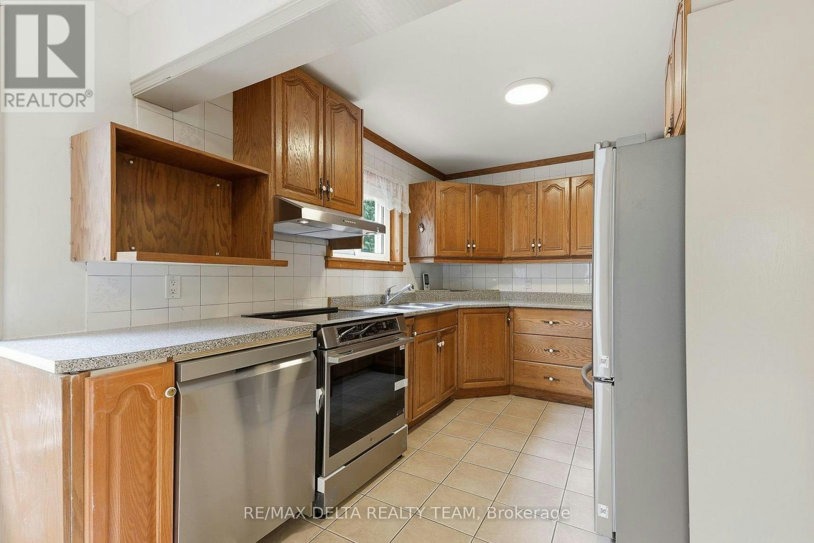 2604 Mer Bleue Road, Ottawa, ON, K4B 1H9 - 9