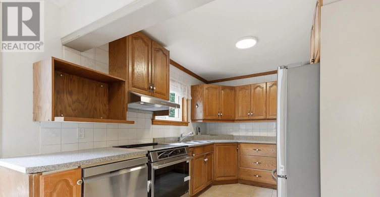 2604 Mer Bleue Road, Ottawa, ON, K4B 1H9 - 9