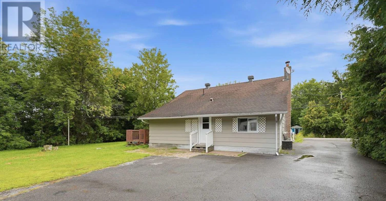 2604 Mer Bleue Road, Ottawa, ON, K4B 1H9