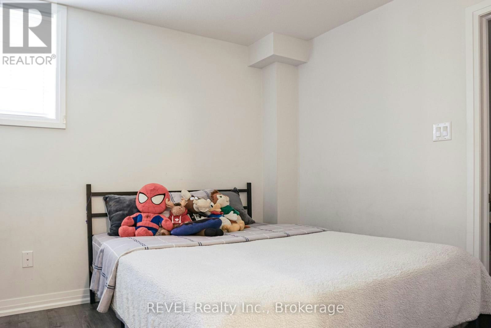 111-6705 Cropp Street, Niagara Falls, ON, L2E 0C1 - 12