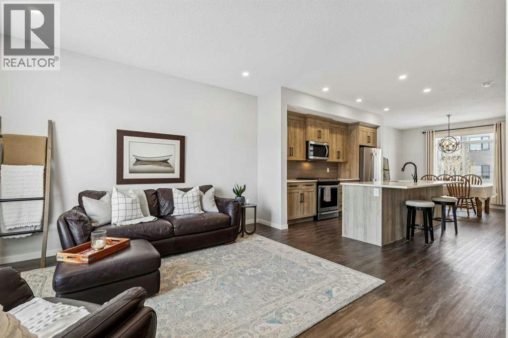 43 Willow Crescent, Okotoks, AB, T1S 5S1