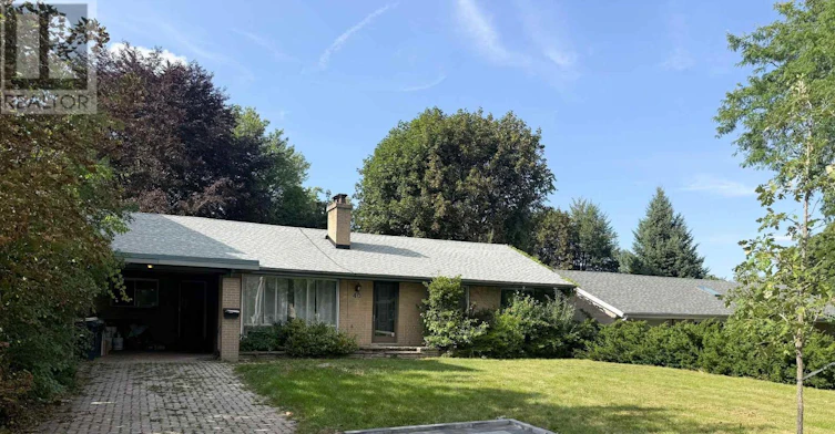 LOWER-40 Rippleton Road, Toronto, ON, M3B 1H6 - 3
