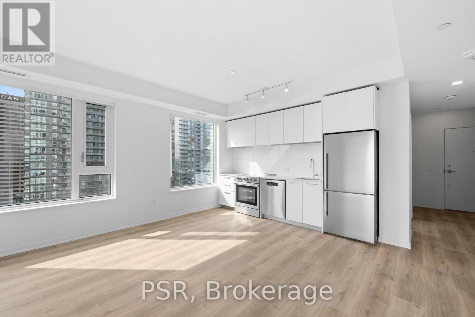 2410-101 Roehampton Avenue, Toronto, ON, M4P 2W2 - 3
