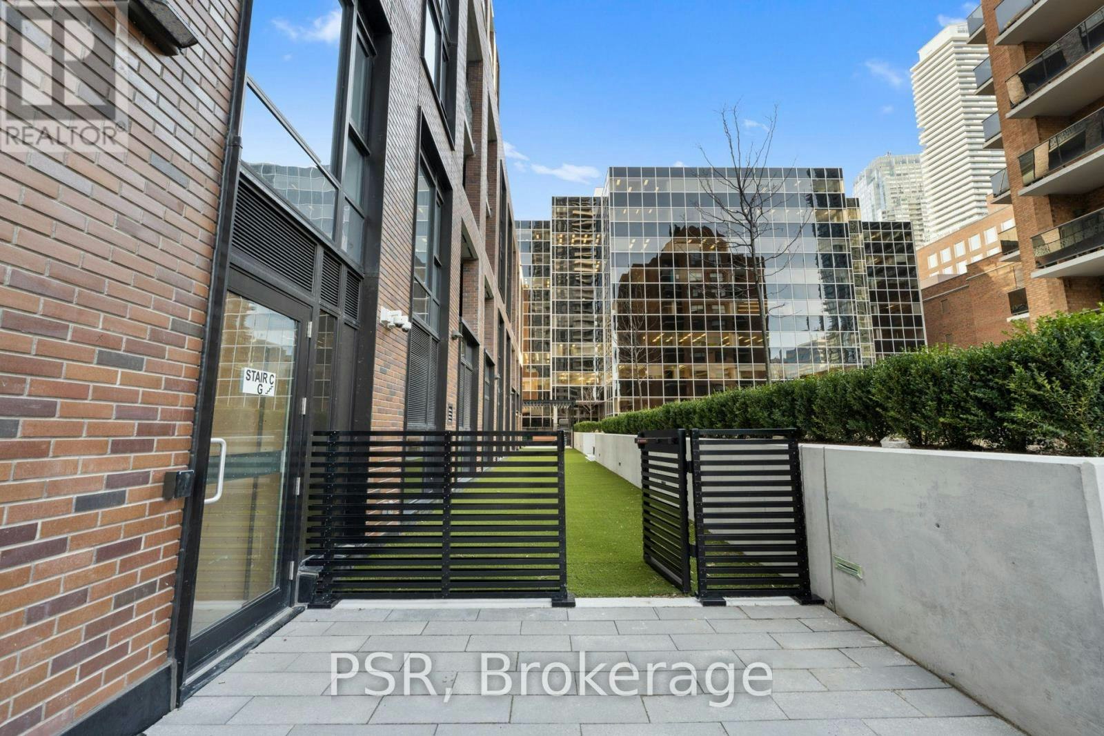 2410-101 Roehampton Avenue, Toronto, ON, M4P 2W2 - 32
