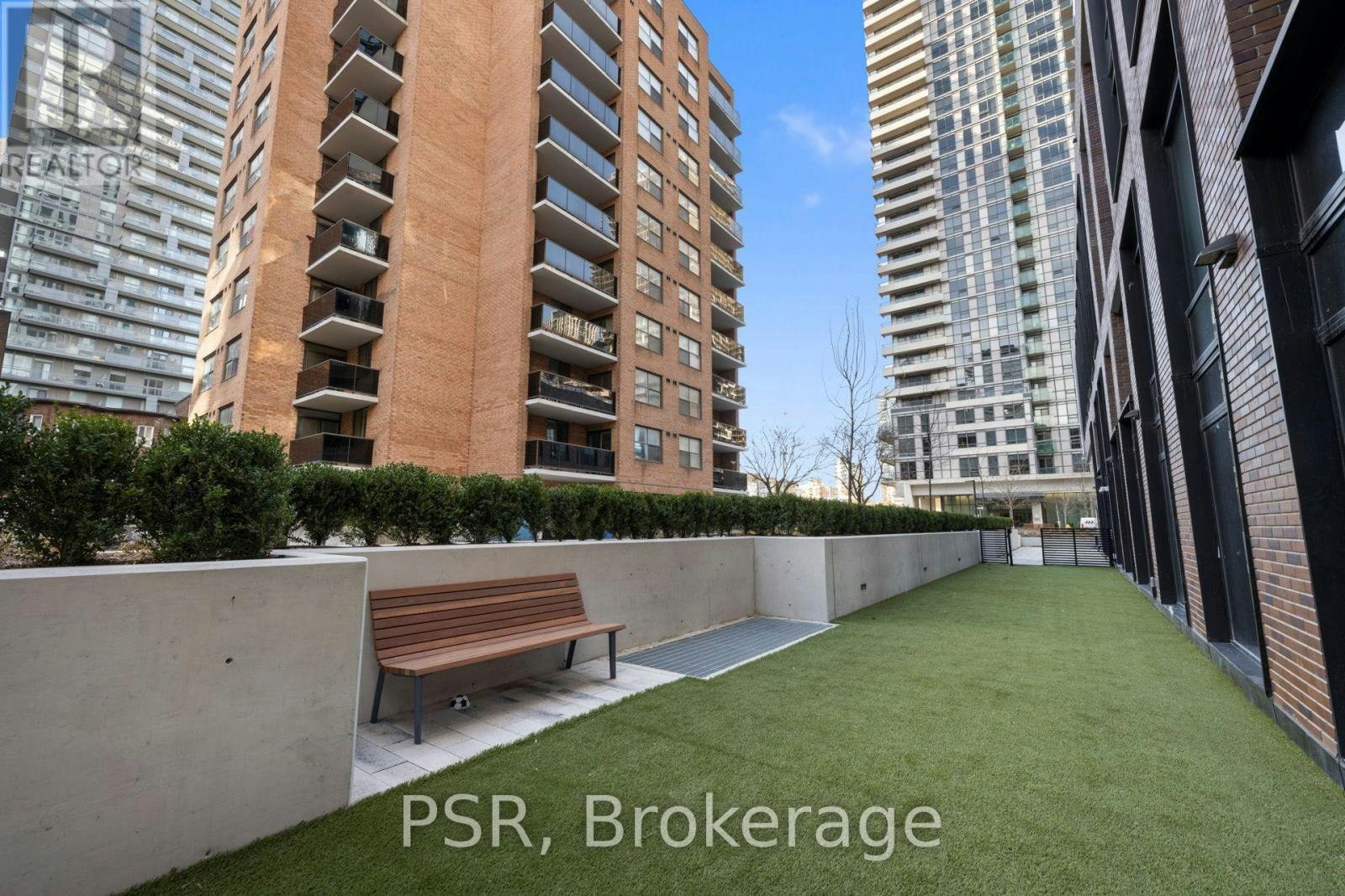 2410-101 Roehampton Avenue, Toronto, ON, M4P 2W2 - 33