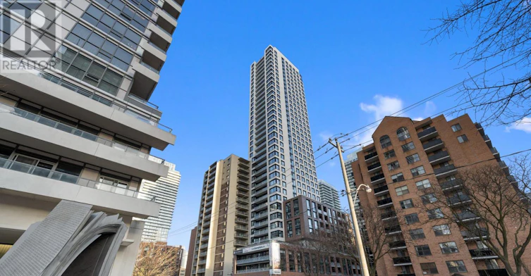 2410-101 Roehampton Avenue, Toronto, ON, M4P 2W2 - 36