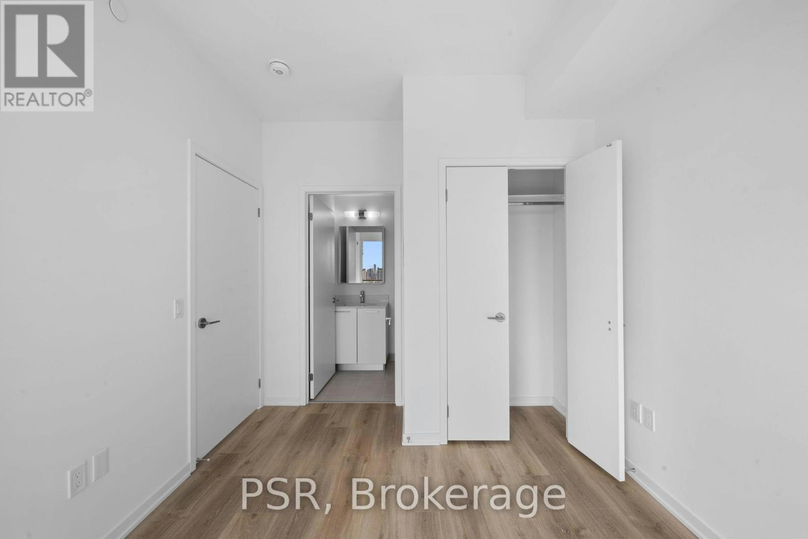 2410-101 Roehampton Avenue, Toronto, ON, M4P 2W2 - 6