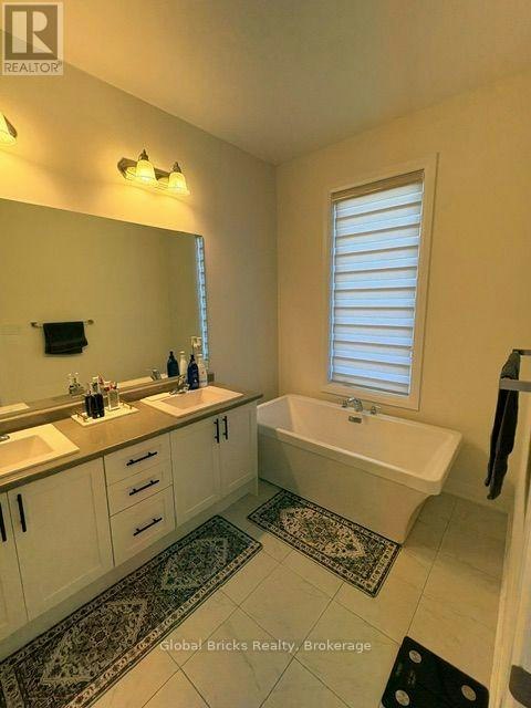 64 Seine Lane E, Richmond Hill, ON, L4E 3R9 - 31