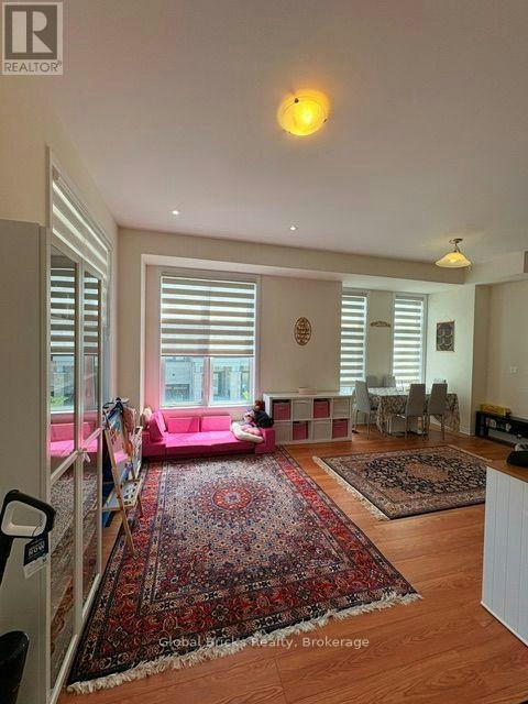 64 Seine Lane E, Richmond Hill, ON, L4E 3R9 - 10