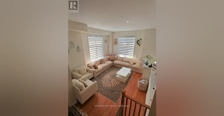 64 Seine Lane E, Richmond Hill, ON, L4E 3R9