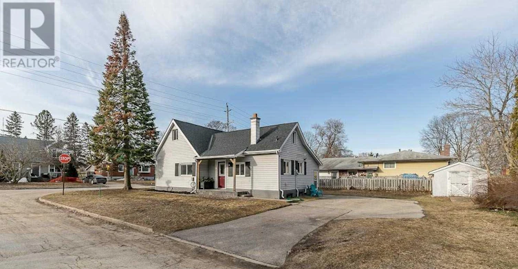 2-46 Campbell Avenue, Barrie, ON, L4N 2T4 - 2