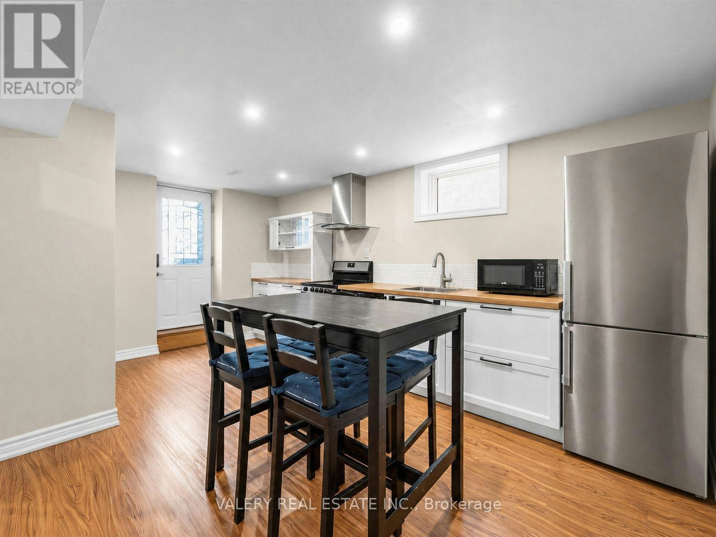 LOWER 2-12 Arkley Crescent, Toronto, ON, M9R 3S3 - 2